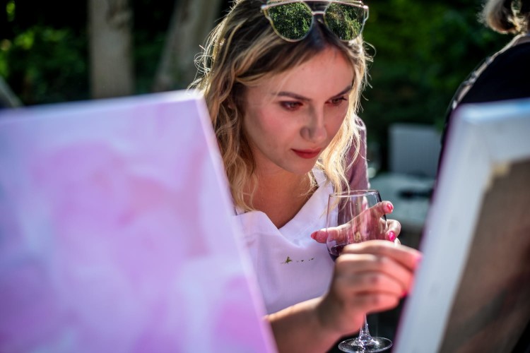 ART and Wine Friends degustacja LR 2.jpg