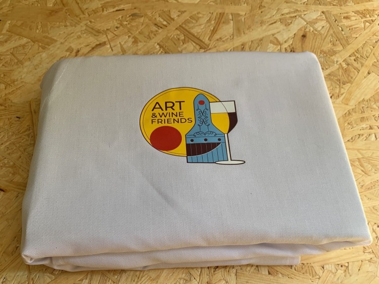 ART-and-Wine-Friends-fartuszek-do-malowania-6.jpg