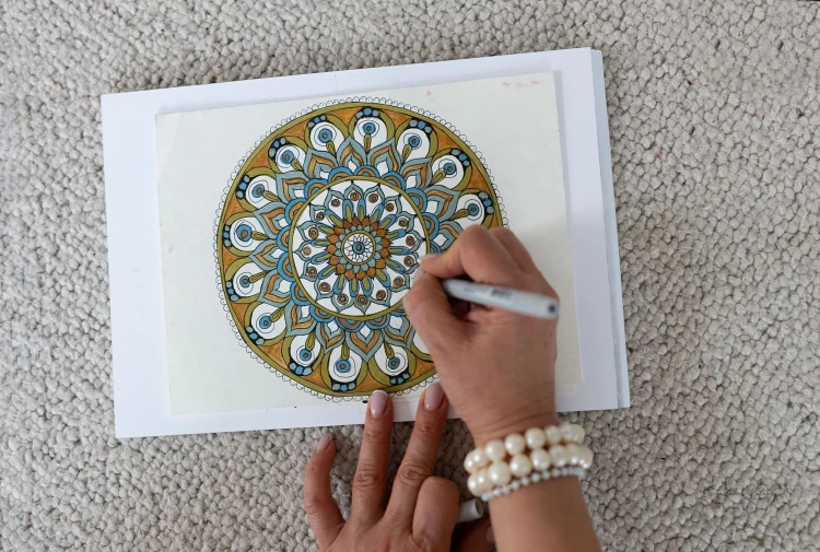 artandwinefriends-mandala-dla-relaksu-warszawa.jpg